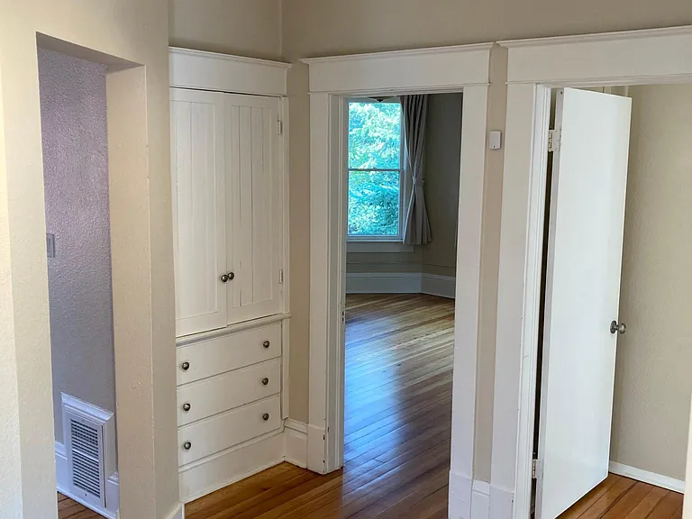 1004 Pine St — Photo 33
