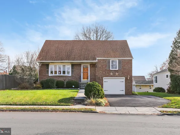 213 W 40th St, Reading, PA 19606