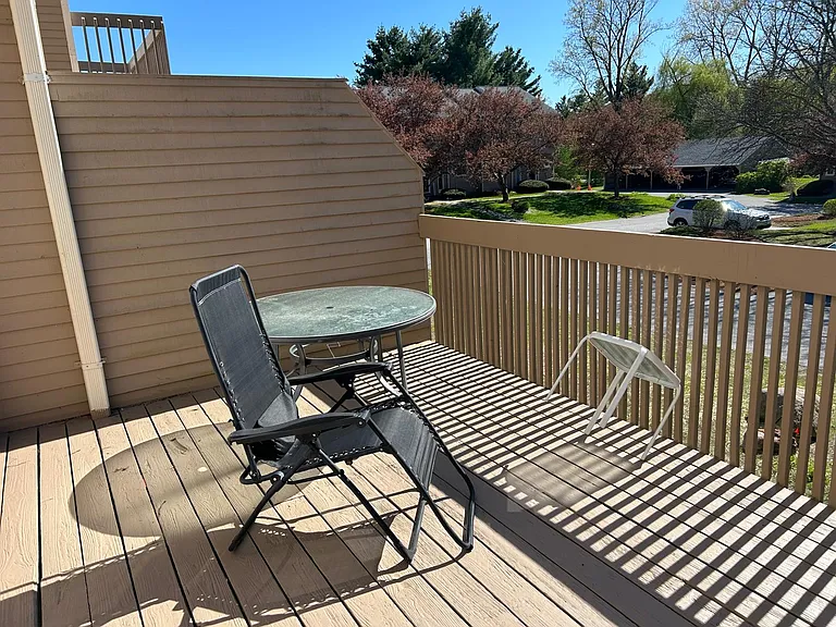 D6 Stonehedge Dr — Photo 9