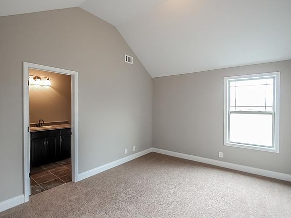 3rd image of 2199 Bandera Dr #6ZC3RR
