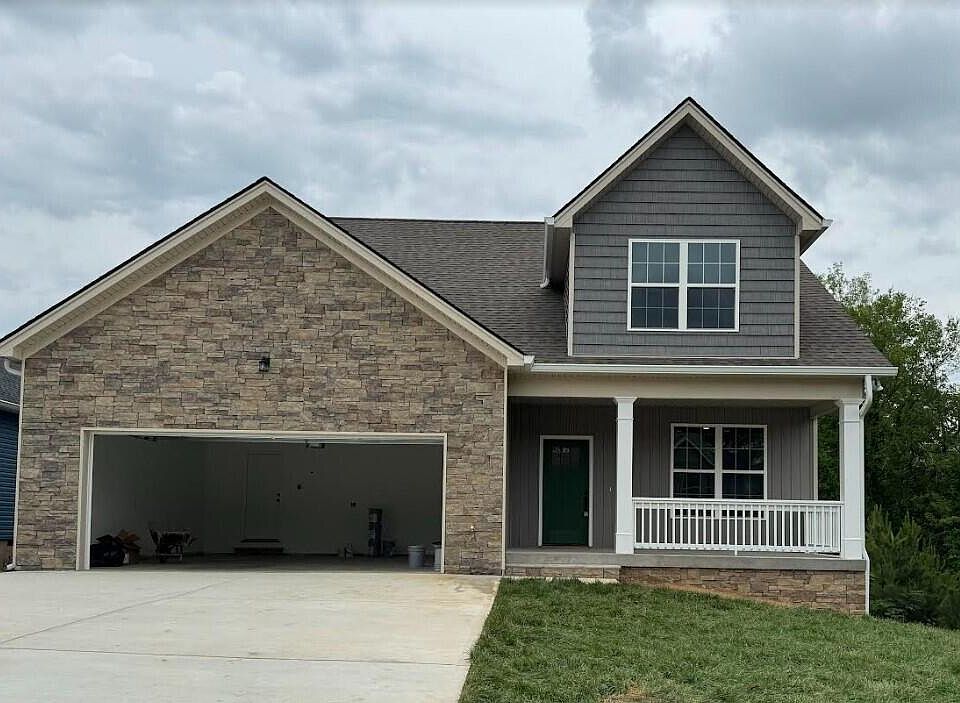 1st image of 638 Harvey Ln #19