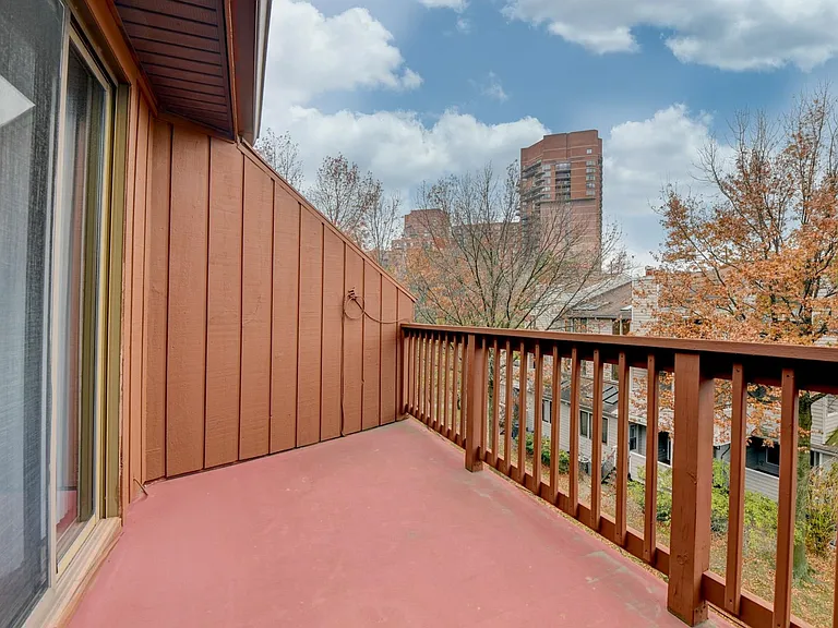 572 Sanderling Ct — Photo 33