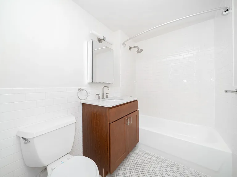 75-25 153rd St #1003 — Photo 9