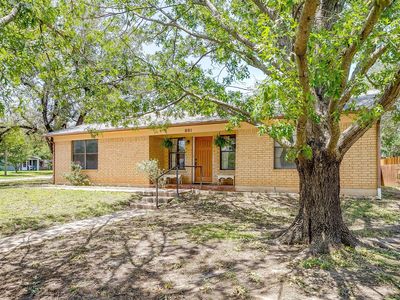 801 E 3rd St, Weatherford, TX, 76086