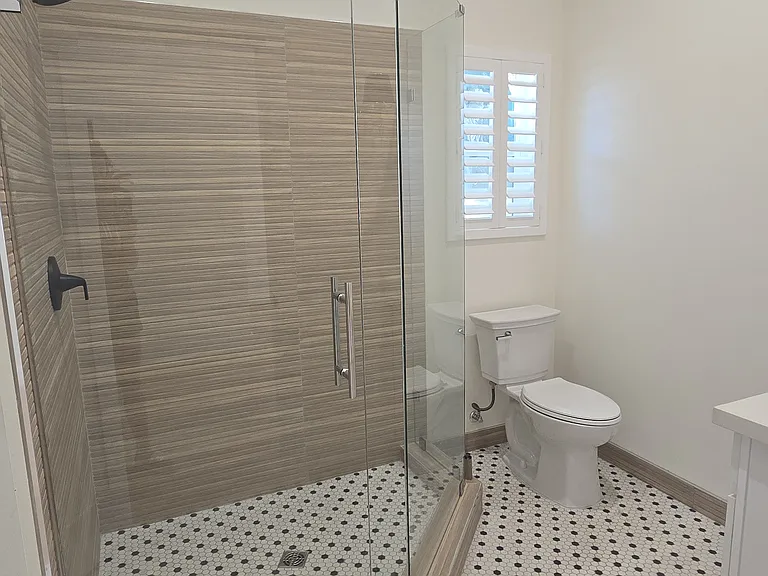 10051 Starr Rd #B — Photo 8