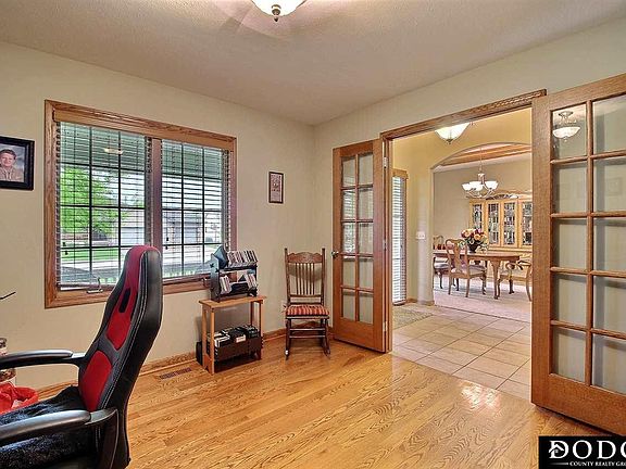 4th image of 3129 Peterson Ave
