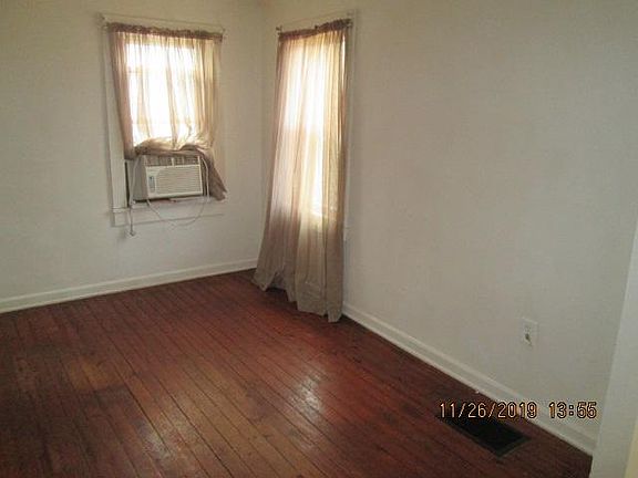 3rd image of 2914 Cannon St