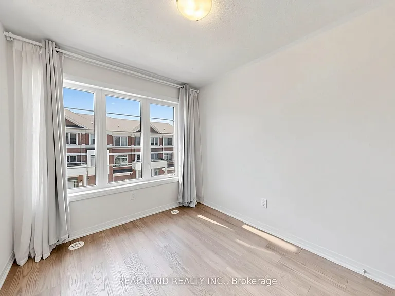 24 Sissons Way — Photo 27
