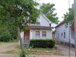 751 Kane St, Aurora, IL 60505