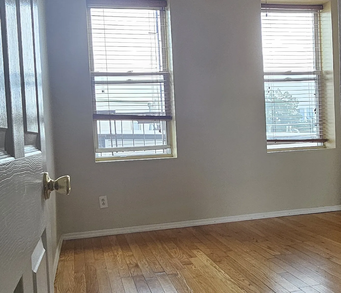 1 bed, 800 sqft, $2,300 — Photo 3