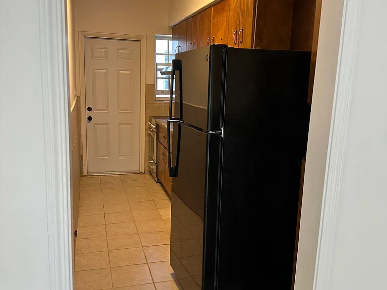 1930 Calais Dr #4 — Photo 3