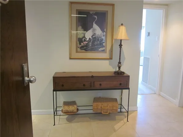 2510 Grand Blvd APT 1604, Kansas City, MO 64108