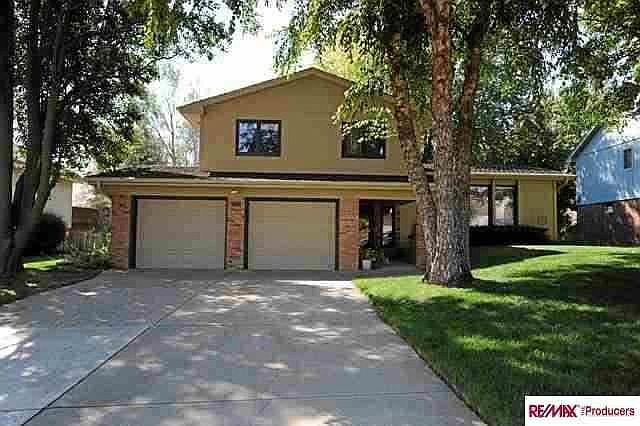 1st image of 12317 Parker Cir