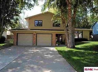 12317 Parker Cir, Omaha, NE 68154