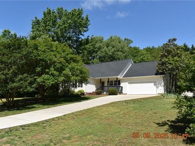 110 Church View Dr, Greensboro, NC, 27455