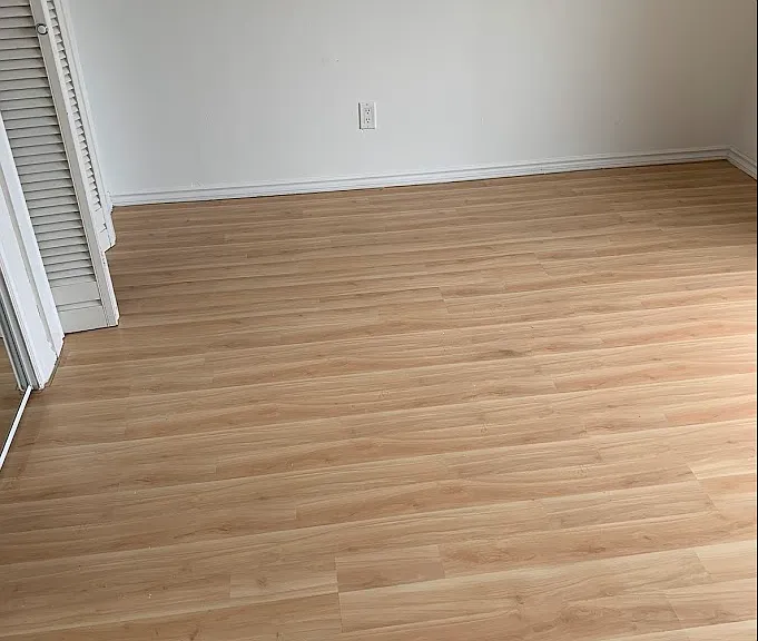 2883 Dollarton Hwy #3 — Photo 12