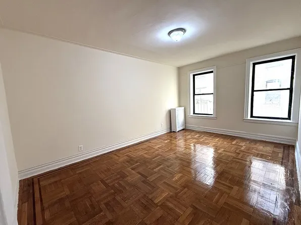 1402 W 4th St APT D16, Brooklyn, NY 11204
