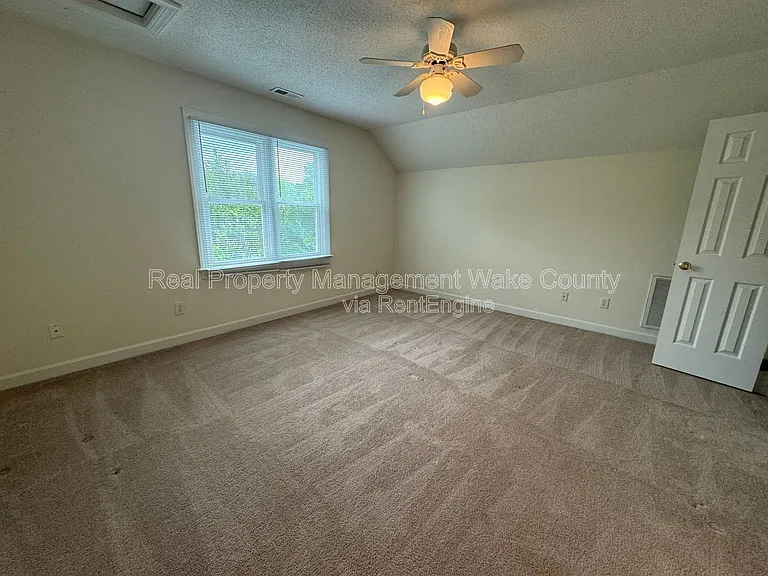 4328 Bartholomew Cir — Photo 24