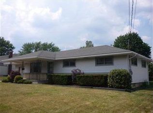 507 Geneva Ave, Struthers, OH 44471