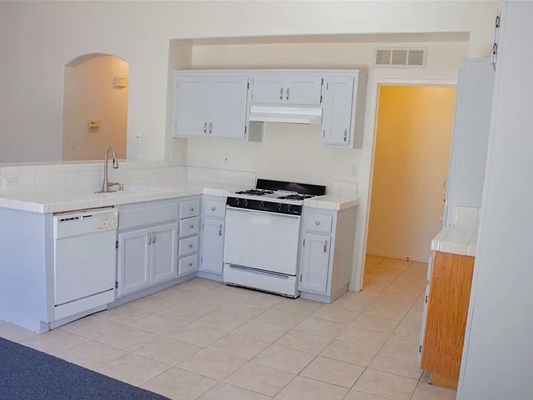 8508 Northshore Dr — Photo 5