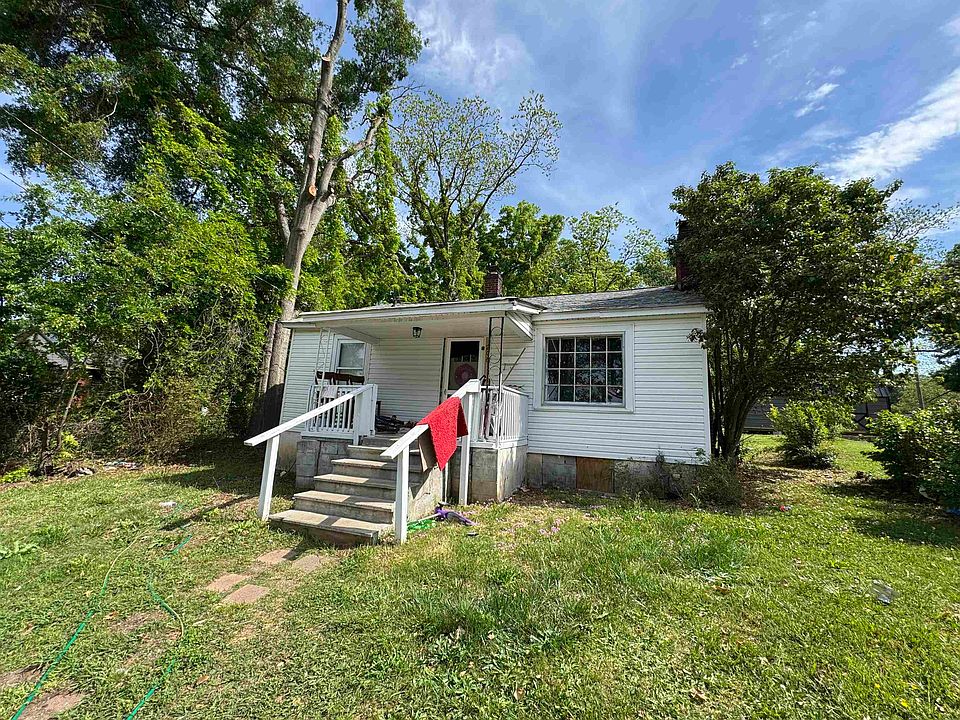 2nd image of 206 W Fairview Ave