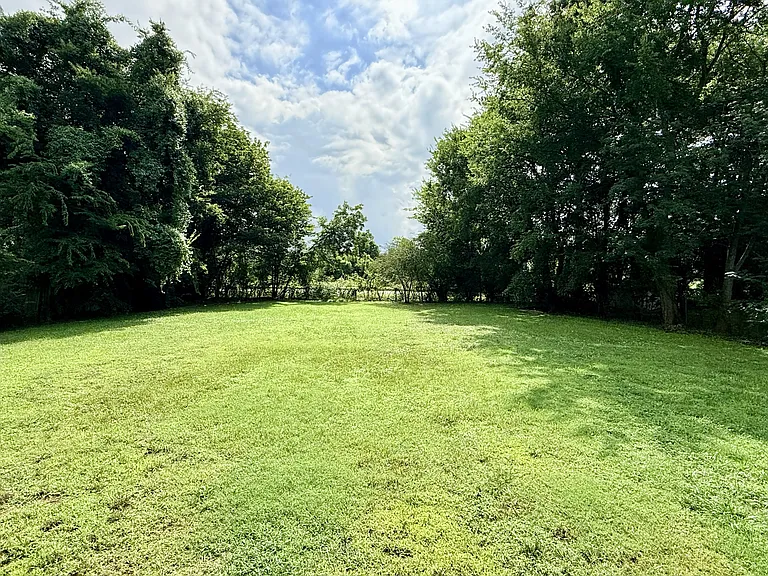 117 Carol Dr — Photo 42