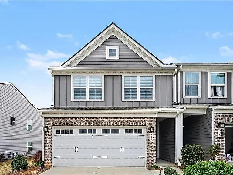 136 Salt Lake Ln — Photo 1