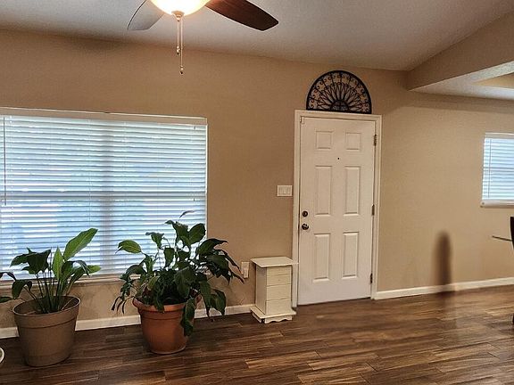 3rd image of 4501 OLIVA Street