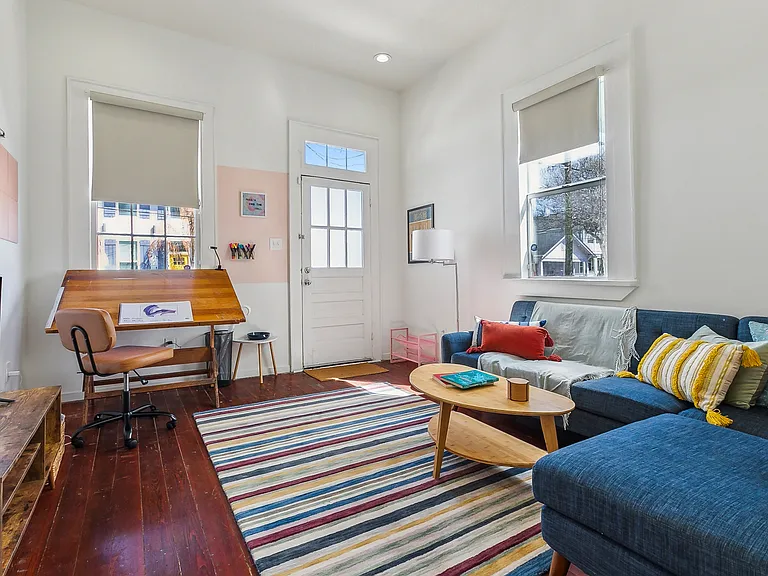 8538-40 Jeannette St #8538 — Photo 1