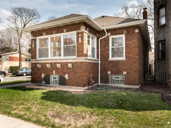 7701 S Chappel Ave, Chicago, IL 60649