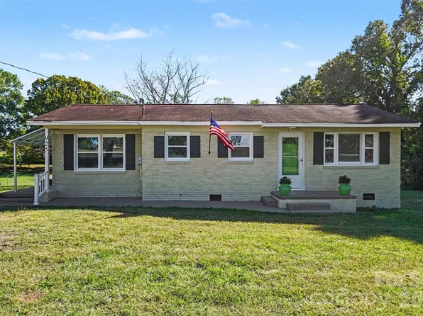 925 Oak Grove Rd, Kings Mountain, NC 28086
