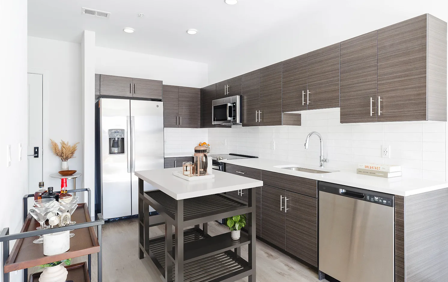 EVO Apartments — Photo 4