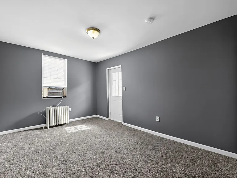 5820 Woodcrest Ave #3 — Photo 12