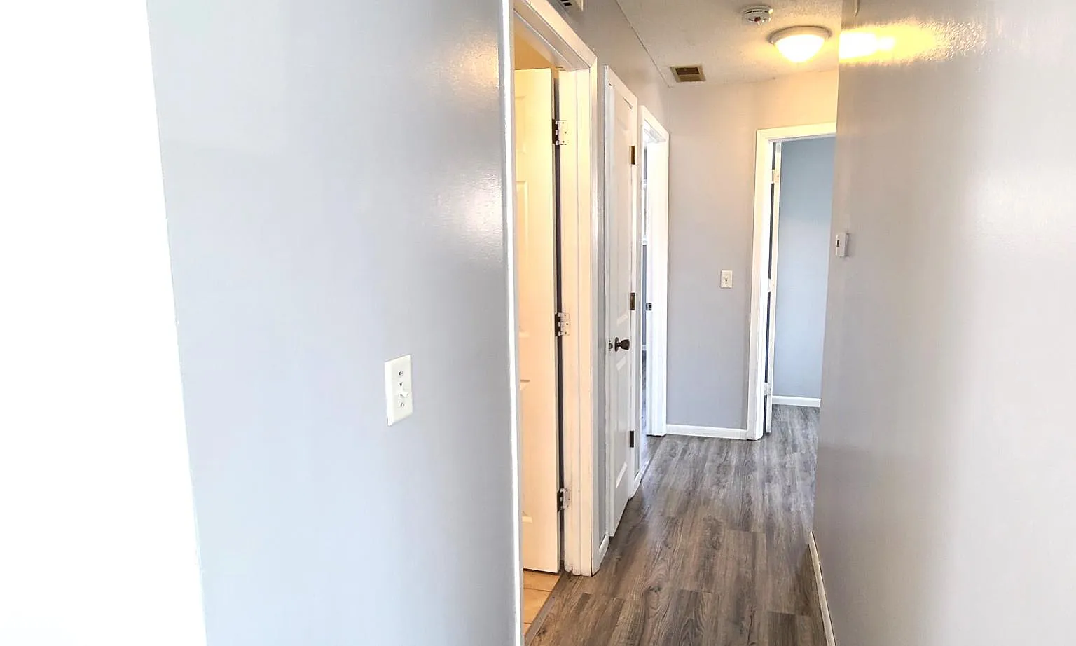 4 bed, 1600 sqft, $2,150 — Photo 4