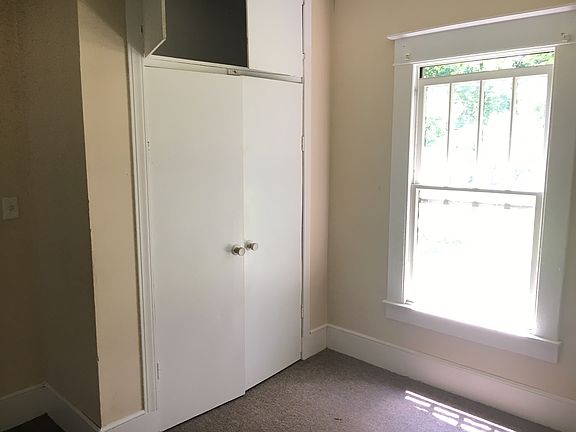 5th image of 807 Grace Ave