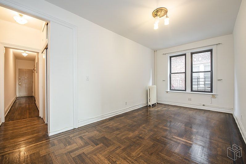 1st image of 4518 39th Pl APT 2B