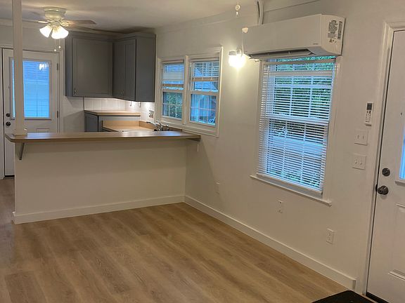 4th image of 831 California St