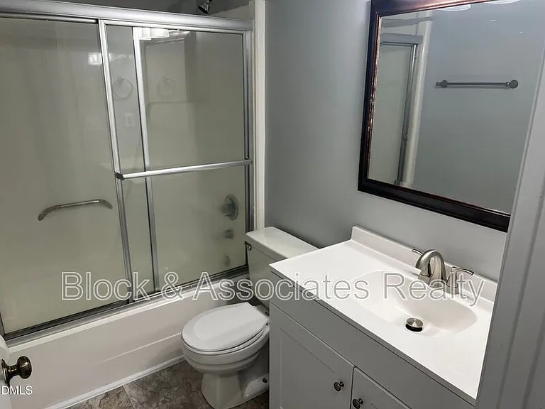 200 Lake Pine Dr — Photo 13