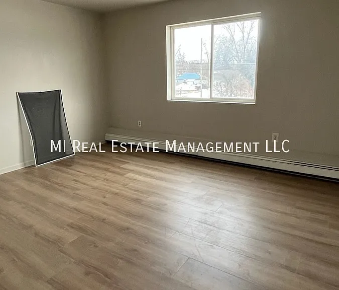 3359 Whitehall Rd — Photo 8