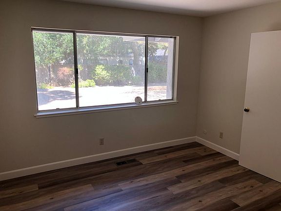 3rd image of 13962 Shadow Oaks Way