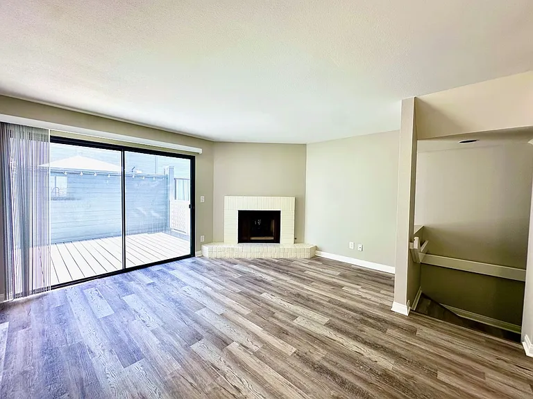 821 America Way — Photo 6