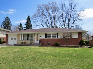 1485 Easy St, Elgin, IL 60123