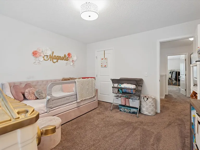 58 Summerhill Dr — Photo 8