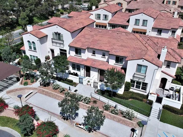 1704 Fairlead Ave, Carlsbad, CA 92011