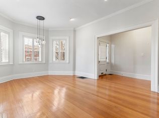 11 Colbourne Cres #1, Brookline, MA 02445