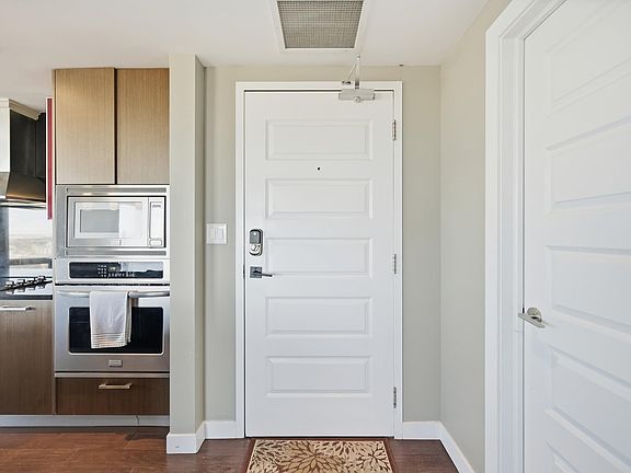 3rd image of 10388 105th St NW #2003