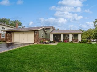 1302 S Chestnut Ave, Arlington Heights, IL 60005