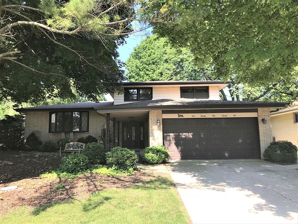 1st image of 12126 S Flambeau Dr