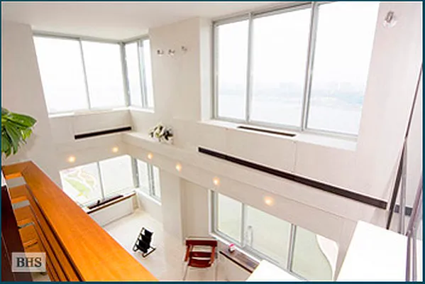 Rented by Brown Harris Stevens | media 4