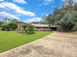 209 Carnoustie Ct, Ocean Springs, MS 39564
